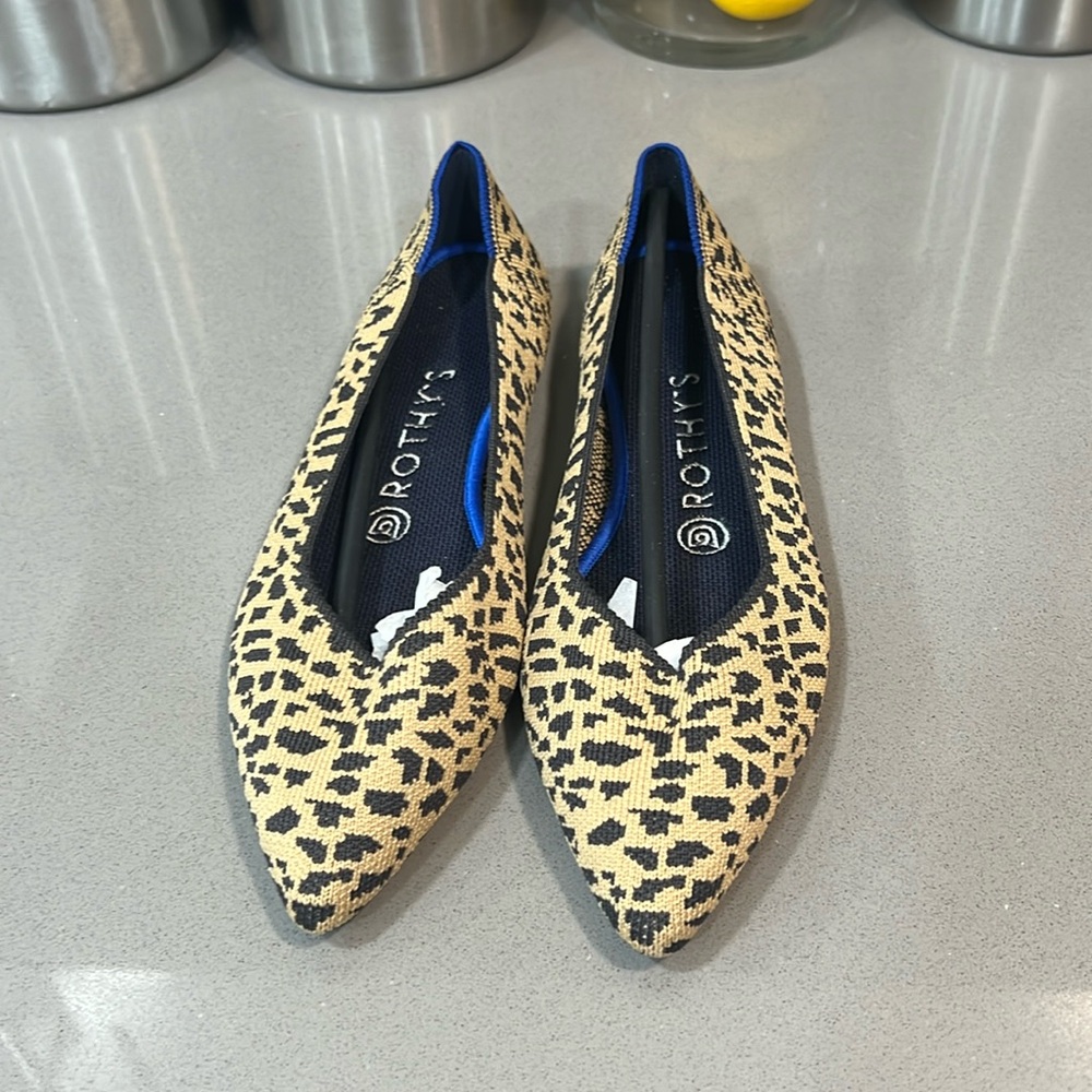 Rothy’s the Point Leopard Print Flats